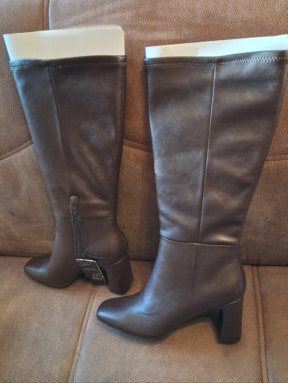 Madden NYC Classic Tall Brown Women's Heeled Dress Boots Size 9 - Picture 2 of 8